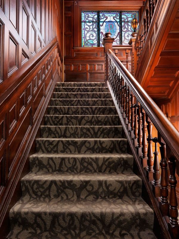 pendray-inn-staircase_3_orig