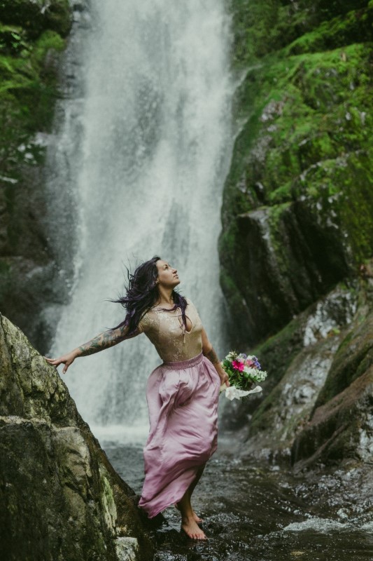 moonrise-photography-listing-photos-1-HEADER-Custom moonrise-photography-listing-photos-1-HEADER-Custom