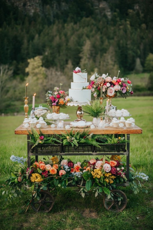 media-page-element-photo-Copy-Custom media-page-element-photo-Copy-Custom