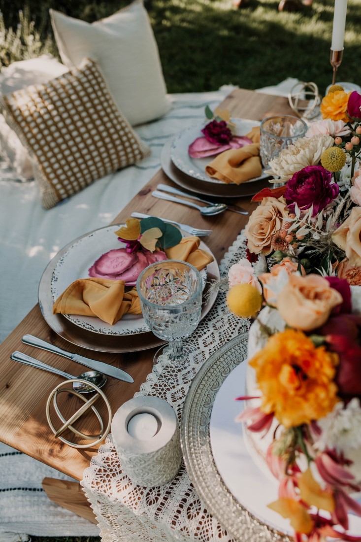 Picnic for newlyweds at HCP Gardens by Sea Tree Weddings Vancouver Island
