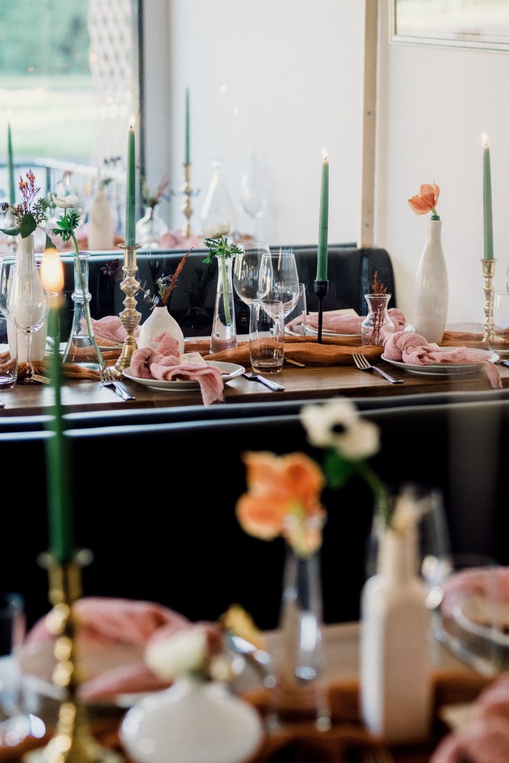 Wedding decor in Vancouver restaurant Fiore and Famiglia