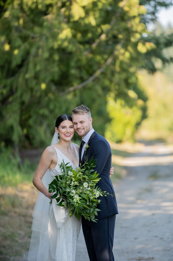 Patchwork Media Bride and Groom Gorgeous Green Wedding for Sydney + Travis