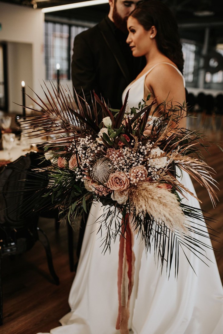 Tallya D Photography Bouquet Glamour & Gold at The Wallace