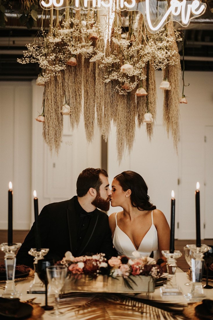 Tallya D Photography Kiss Glamour & Gold at The Wallace