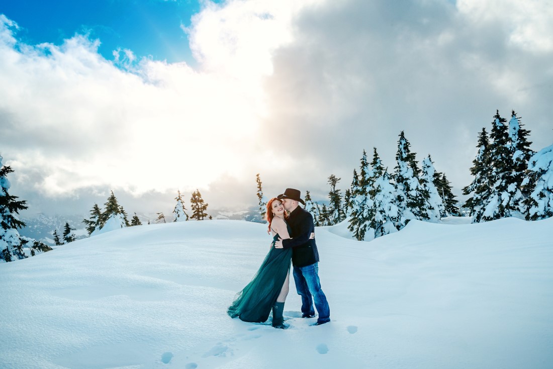 Couple elopes on Vancouver Island snowy mountaintop 