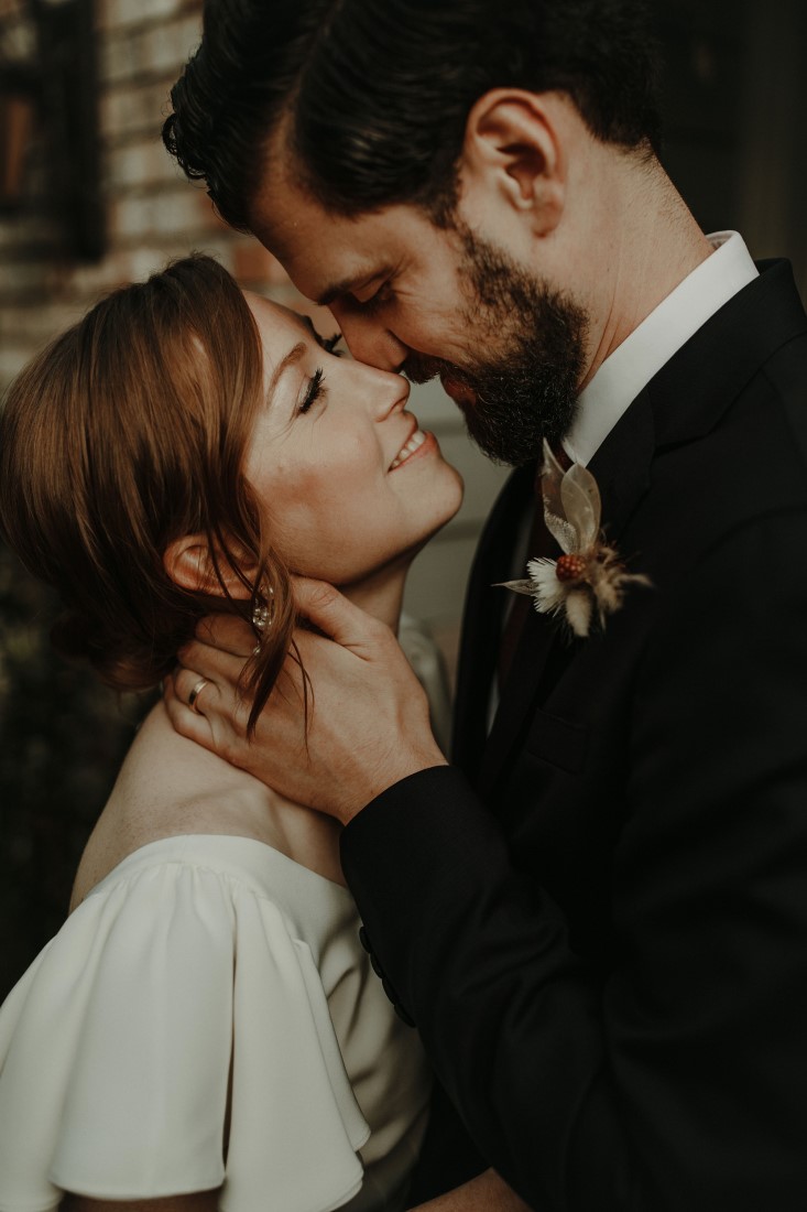 Vancouver Newlyweds kiss by Shari and Mike