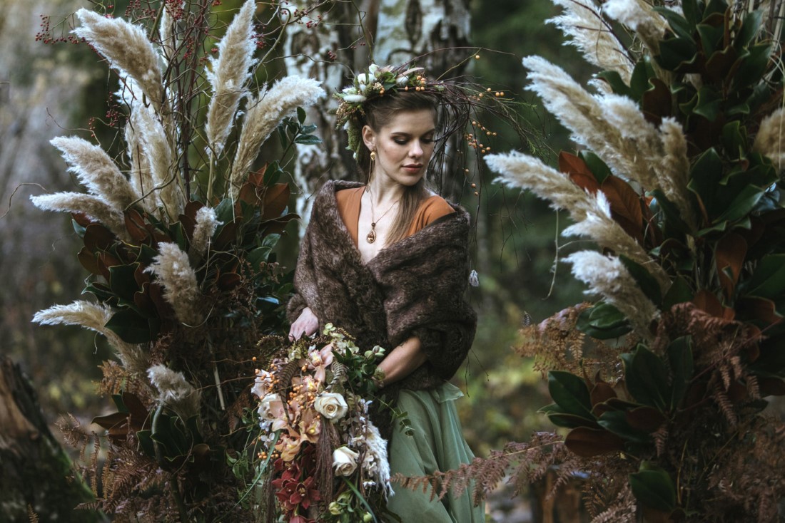 Autumn WeddiAutumn Wedding Elegance forest by Vancouver Mobile Makeup