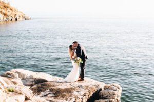 Dreamy Keats Island Elopement Golden Hour Kiss