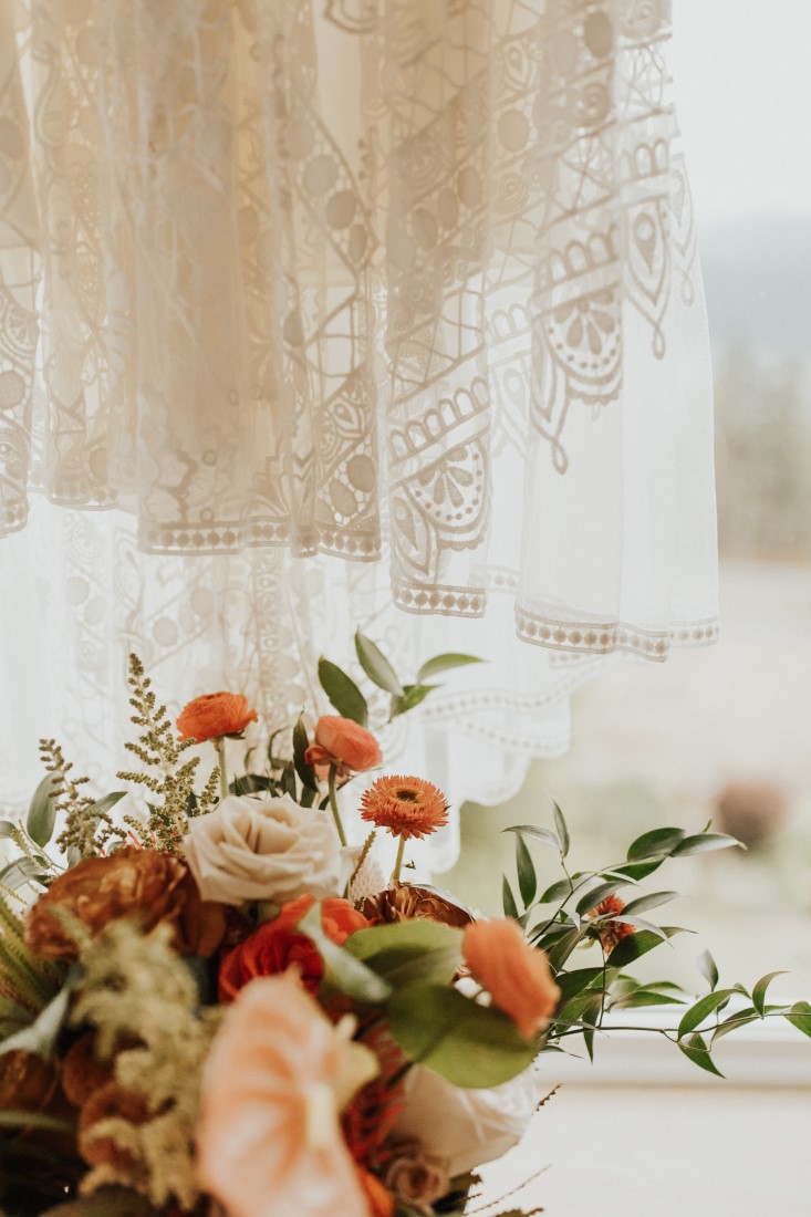 Bridal bouquet of peach and blush roses by Maria Limon