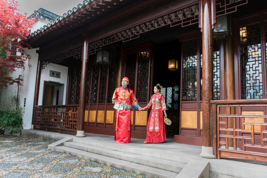 Chinese Fusion Engagement by Lestelle Photography