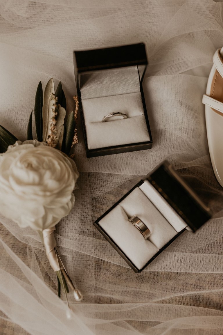 Rings and veil for Tofino Elopement