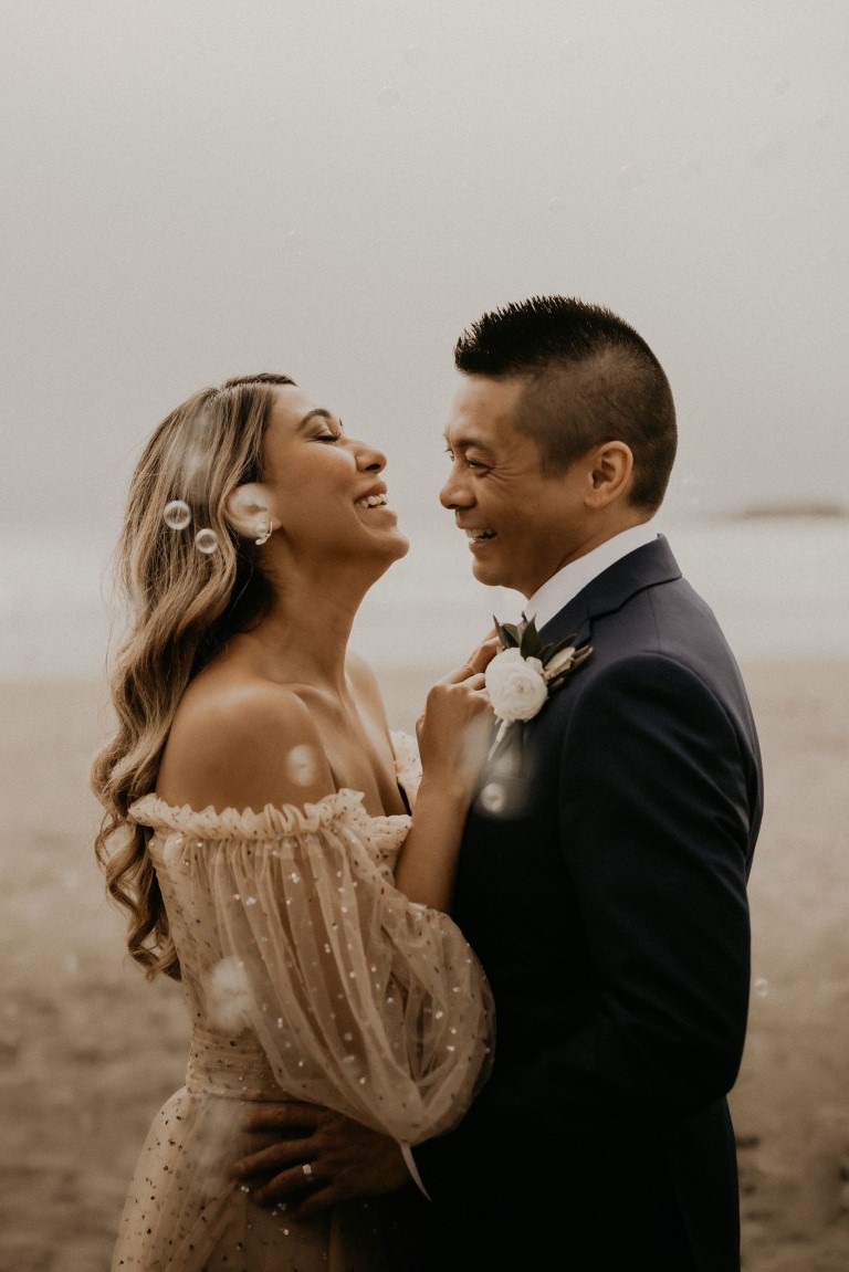 Tofino newlyweds with Bubbles