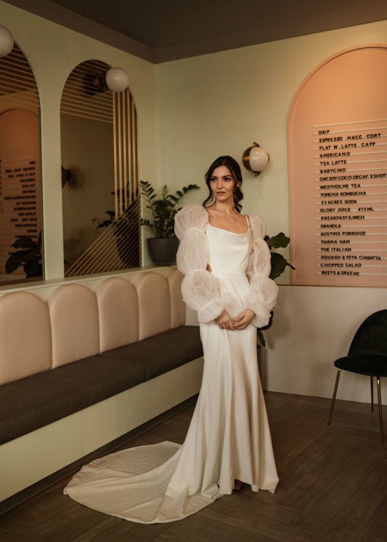 Playful puffed sleeved wedding dress
