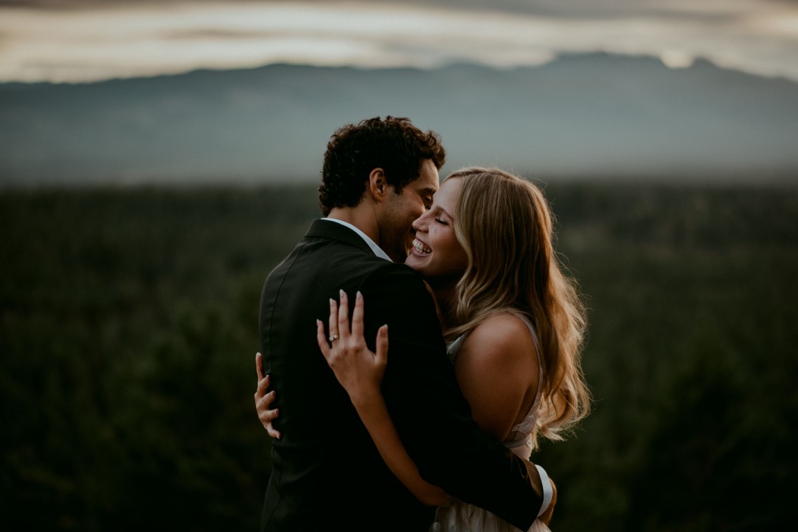 West Coast Wild newlyweds by Dallas and Sabrina Photography