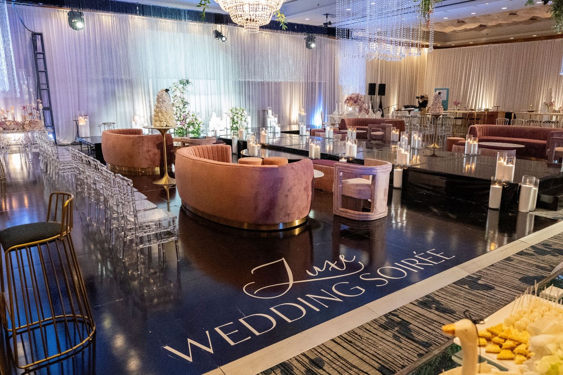 Luxe Wedding Show luxury seating  2024 by SoWedding