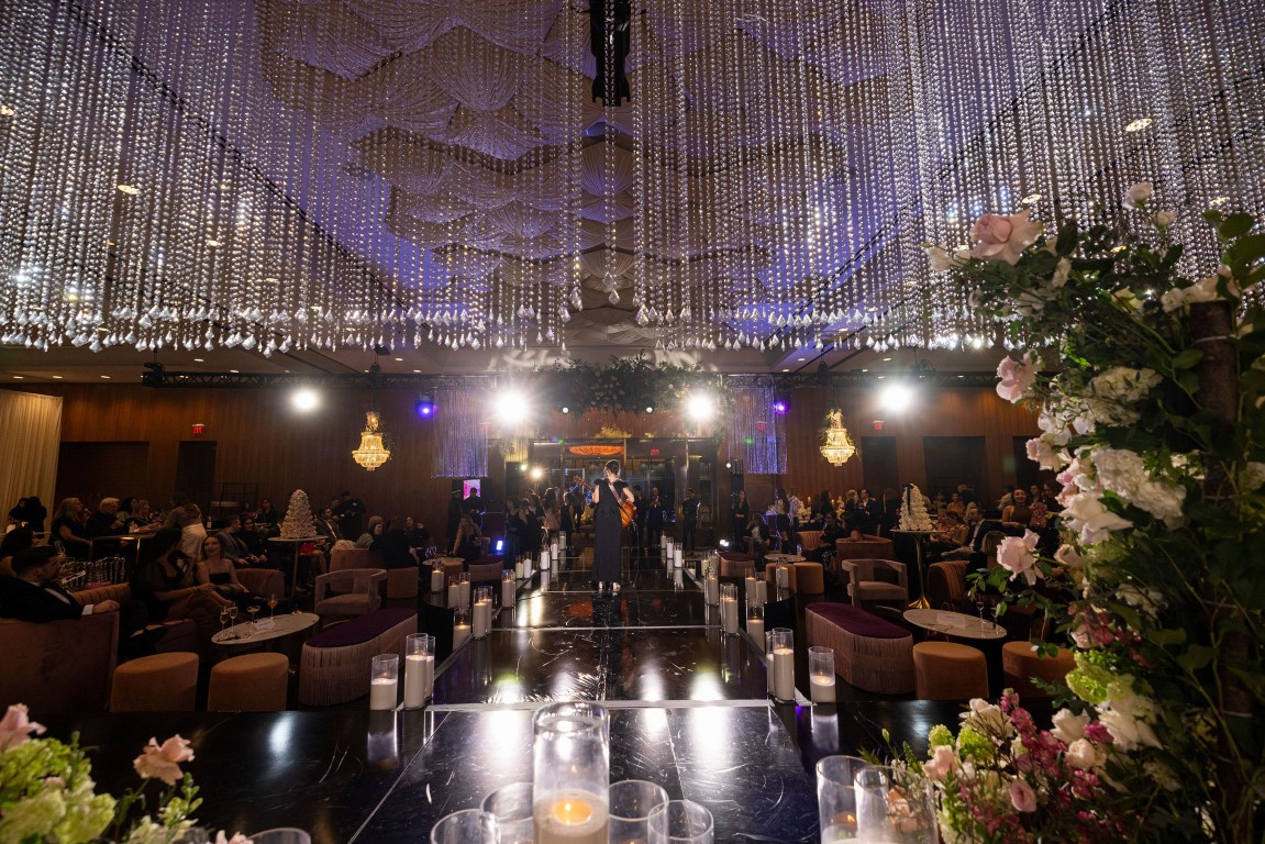 Luxe Wedding Show by SoWedding Photography