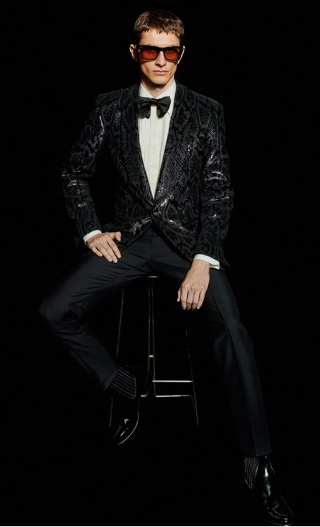 suit-black-2 suit-black-2